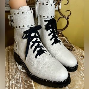 NWOT 💠 Sam Edelman “Jennifer” Combat-Moto Boots in Off-White Leather Size 9